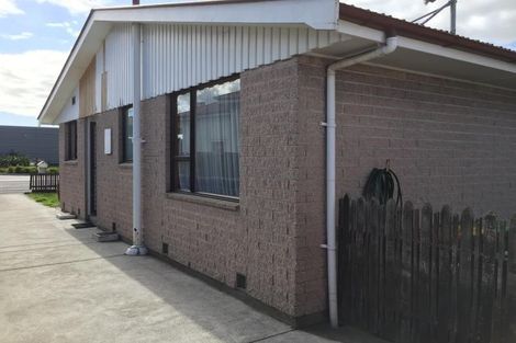 Photo of property in 1/402 Ferry Road, Woolston, Christchurch, 8023
