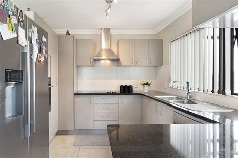 Photo of property in 24 Gordon Stanley Drive, Massey, Auckland, 0614