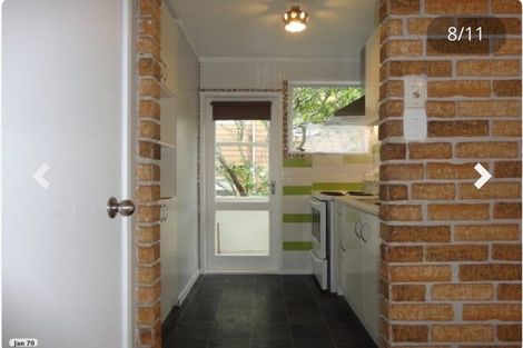 Photo of property in 9/26 Islington Avenue, New Lynn, Auckland, 0600