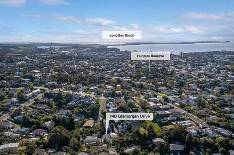 Photo of property in 2/74 Glamorgan Drive, Torbay, Auckland, 0630
