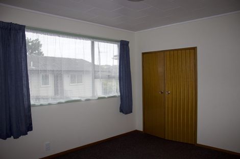 Photo of property in 27 Pipitea Place, Massey, Auckland, 0614
