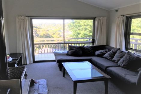 Photo of property in 38 Tree View Avenue, Glenfield, Auckland, 0629