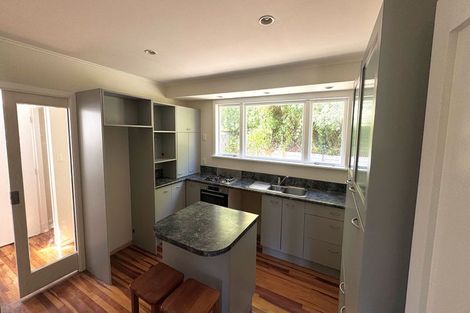 Photo of property in 25 Montreal Grove, Kingston, Wellington, 6021