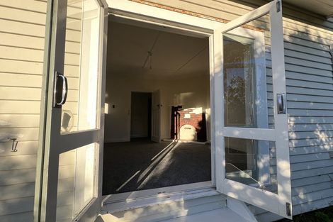Photo of property in 70 Hankey Street, Mount Cook, Wellington, 6011