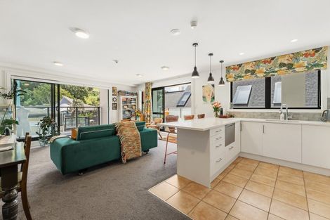 Photo of property in 201/6 Adams Avenue, Mount Maunganui, 3116