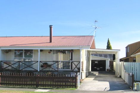 Photo of property in 6f2- William Booth Grove, Trentham, Upper Hutt, 5018