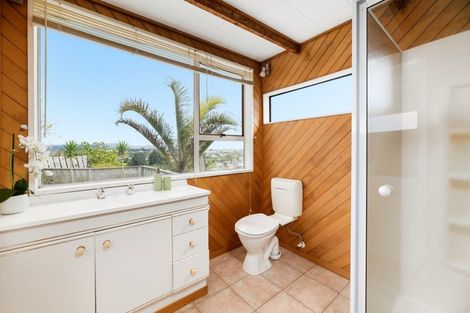 Photo of property in 9 Keam Way, Welcome Bay, Tauranga, 3112