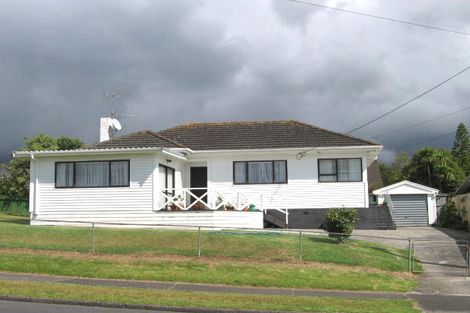 Photo of property in 2 Croydon Road, New Lynn, Auckland, 0600