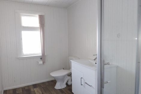 Photo of property in 100 Mackenzie Avenue, Woolston, Christchurch, 8023