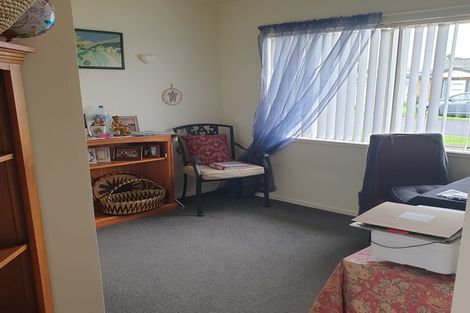 Photo of property in 11/15 O'sullivan Place, Waiuku, 2123