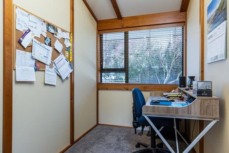 Photo of property in 16 De Castro Drive, Blenheim, 7201