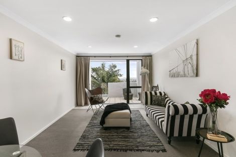Photo of property in 8/8 Monte Cassino Place, Birkdale, Auckland, 0626