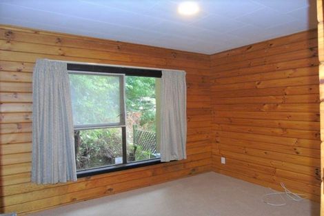 Photo of property in 35 Makara Road, Karori, Wellington, 6012