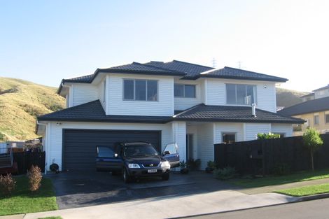 Photo of property in 87 Amesbury Drive, Churton Park, Wellington, 6037