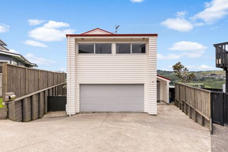 Photo of property in 65 Erlestoke Crescent, Churton Park, Wellington, 6037