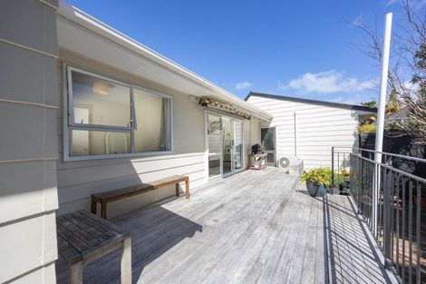 Photo of property in 2/12 Parker Avenue, New Lynn, Auckland, 0600