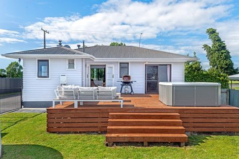 Photo of property in 37 Main Road, Makaraka, Gisborne, 4010