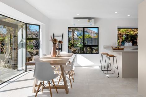 Photo of property in 11 Millcroft Place, Parklands, Christchurch, 8083