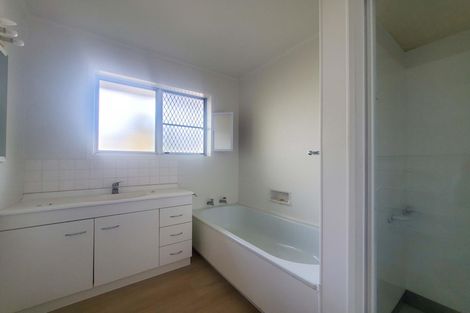 Photo of property in 18 Magnolia Avenue, Opaheke, Papakura, 2113