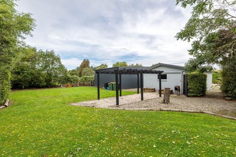 Photo of property in 87 Timaru Road, Waimate, 7924