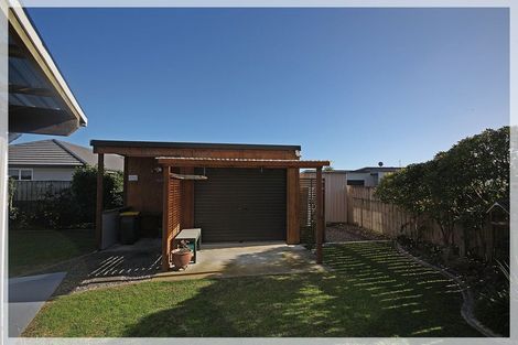 Photo of property in 29 Forbes Road, Foxton Beach, Foxton, 4815