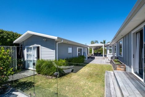 Photo of property in 19 Harper Road, Waimarama, 4294