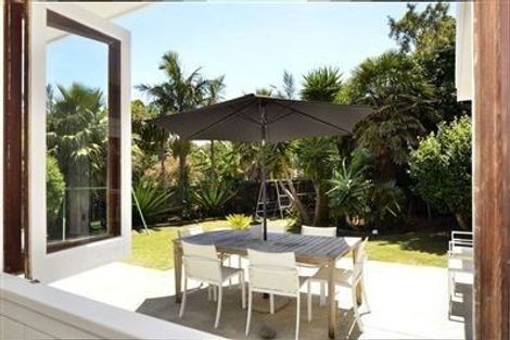 Photo of property in 19 Brook Street, Milford, Auckland, 0620
