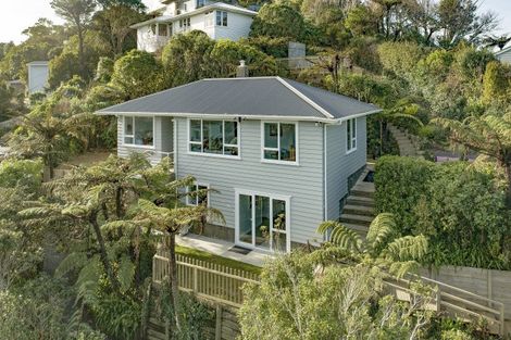 Photo of property in 79 Salford Street, Newlands, Wellington, 6037