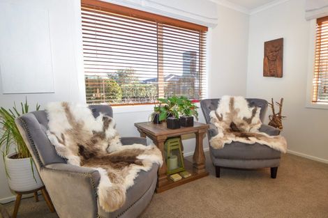 Photo of property in 50 Armstrong Avenue, Carterton, 5713