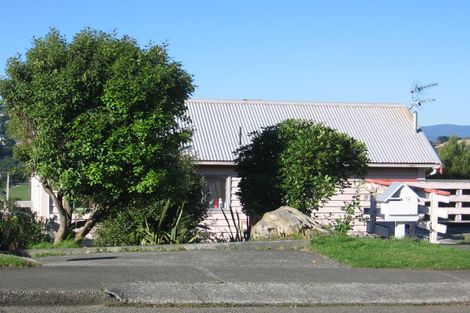 Photo of property in 12 Fairburn Grove, Johnsonville, Wellington, 6037