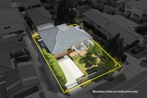Photo of property in 1/35 Bradbury Road, Botany Downs, Auckland, 2010
