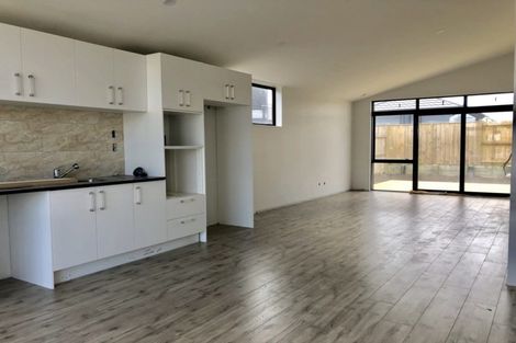 Photo of property in 15 Hoiho Road, Pukekohe, 2120