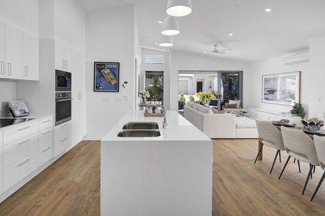 Photo of property in 51 Booker Drive, Tuakau, 2121