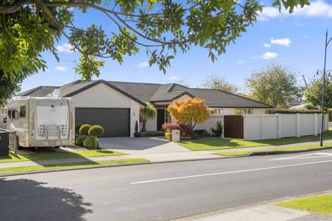 Photo of property in 2 Kakapo Place, Pyes Pa, Tauranga, 3112