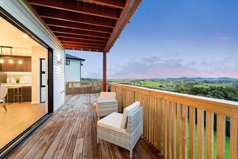 Photo of property in 8 Silverhill Lane, Silverdale, 0932