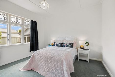 Photo of property in 76 Ira Street, Miramar, Wellington, 6022