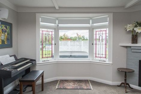 Photo of property in 55 Lake Crescent, Hamilton Lake, Hamilton, 3204