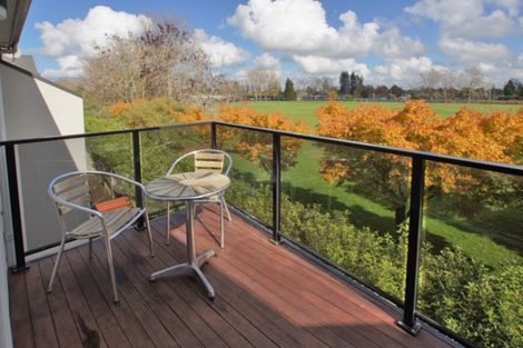 Photo of property in 10/6u Page Place, Hamilton East, Hamilton, 3216
