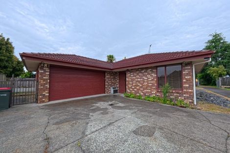 Photo of property in 593 Great South Road, Rosehill, Papakura, 2113