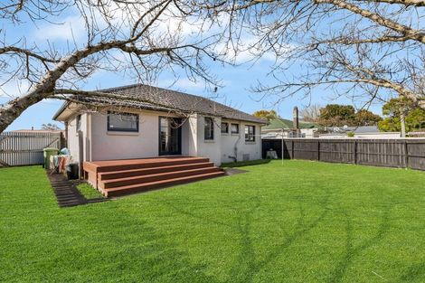 Photo of property in 20 Grove Road, Papakura, 2110