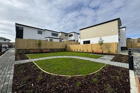 Photo of property in 16 Elegant Lane, Ranui, 0612