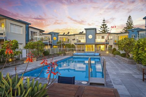 Photo of property in 4-u8 Seaview Road, Paraparaumu Beach, Paraparaumu, 5032