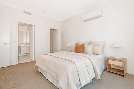 Photo of property in 1/4 Reads Quay, Gisborne, 4010