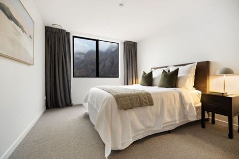 Photo of property in 18 Taurus Lane, Jacks Point, 9371