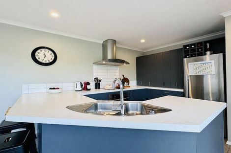 Photo of property in 21 Larch Place, Casebrook, Christchurch, 8051