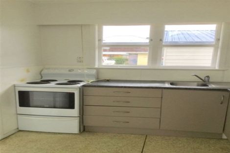 Photo of property in 2/79 Rimu Street, New Lynn, Auckland, 0600