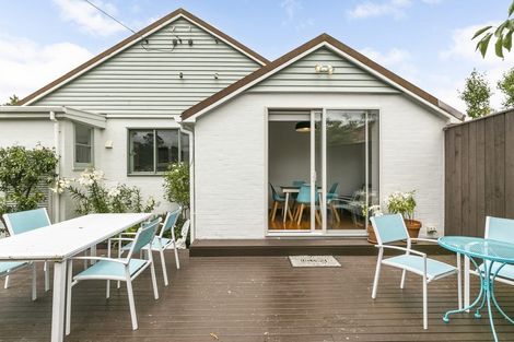 Photo of property in 21 Hindmarsh Street, Johnsonville, Wellington, 6037