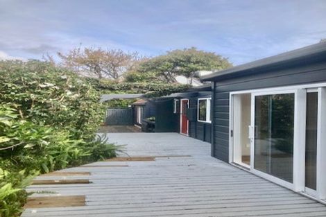 Photo of property in 8b Fiesta Grove, Raumati Beach, Paraparaumu, 5032
