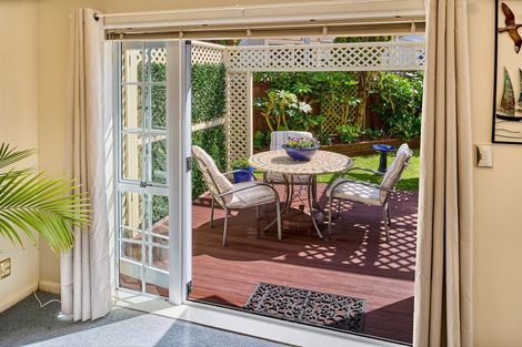 Photo of property in 20a Redwood Avenue, Tawa, Wellington, 5028