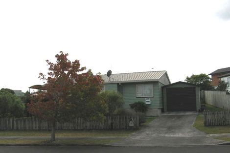 Photo of property in 2/2 Mallard Place, Unsworth Heights, Auckland, 0632